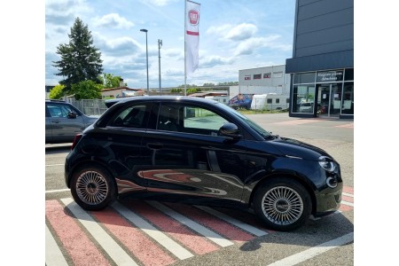 P5BF5CGPXZKQ_0.jpg 2